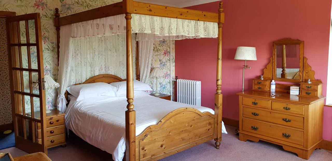 Wychwood House Bed and Breakfast Penally Buitenkant foto