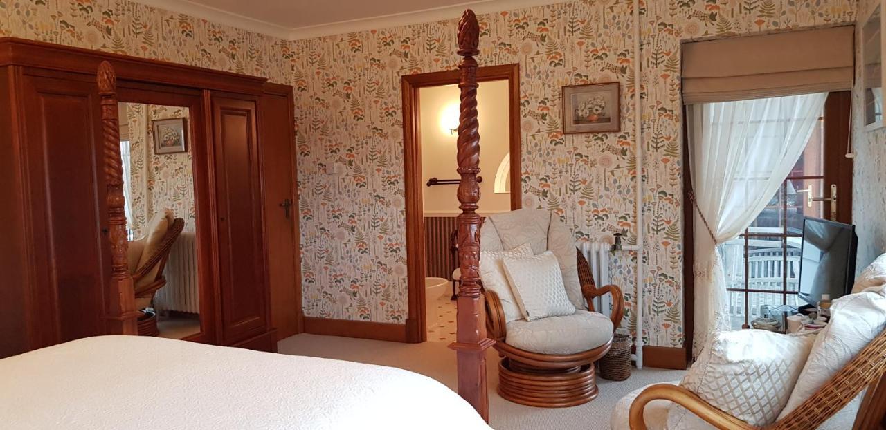 Wychwood House Bed and Breakfast Penally Buitenkant foto