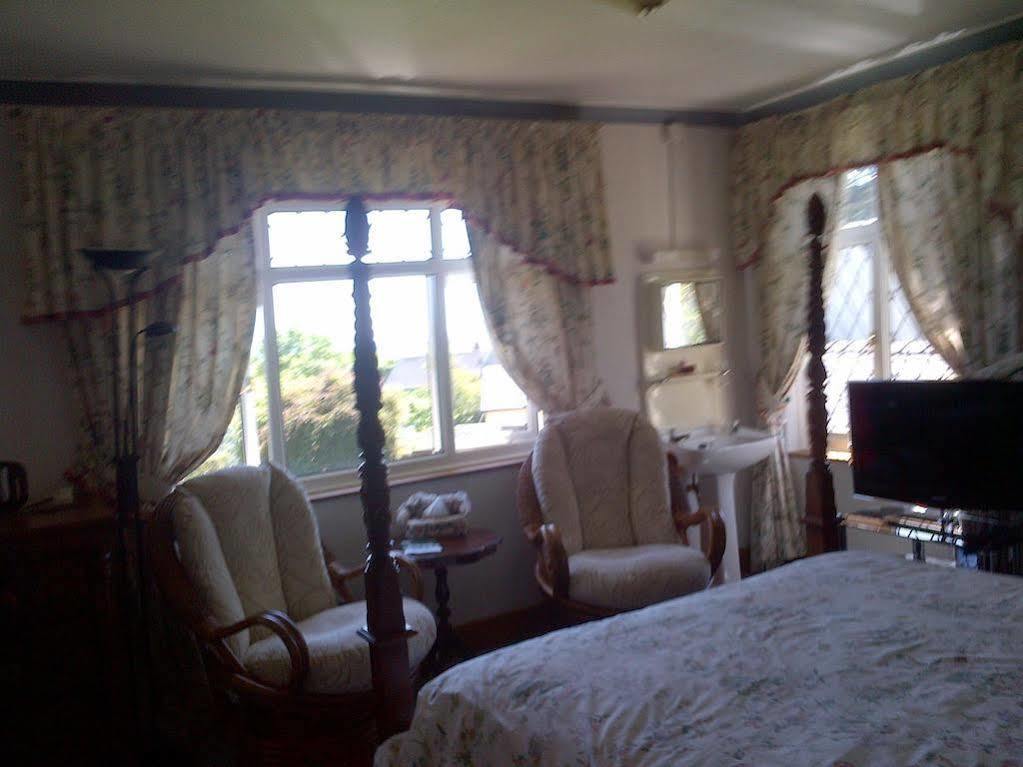 Wychwood House Bed and Breakfast Penally Buitenkant foto