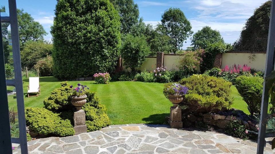 Wychwood House Bed and Breakfast Penally Buitenkant foto